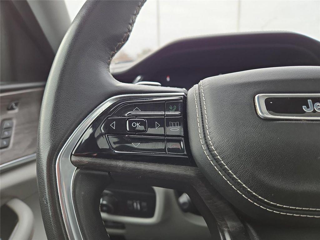 used 2022 Jeep Grand Cherokee car, priced at $31,849