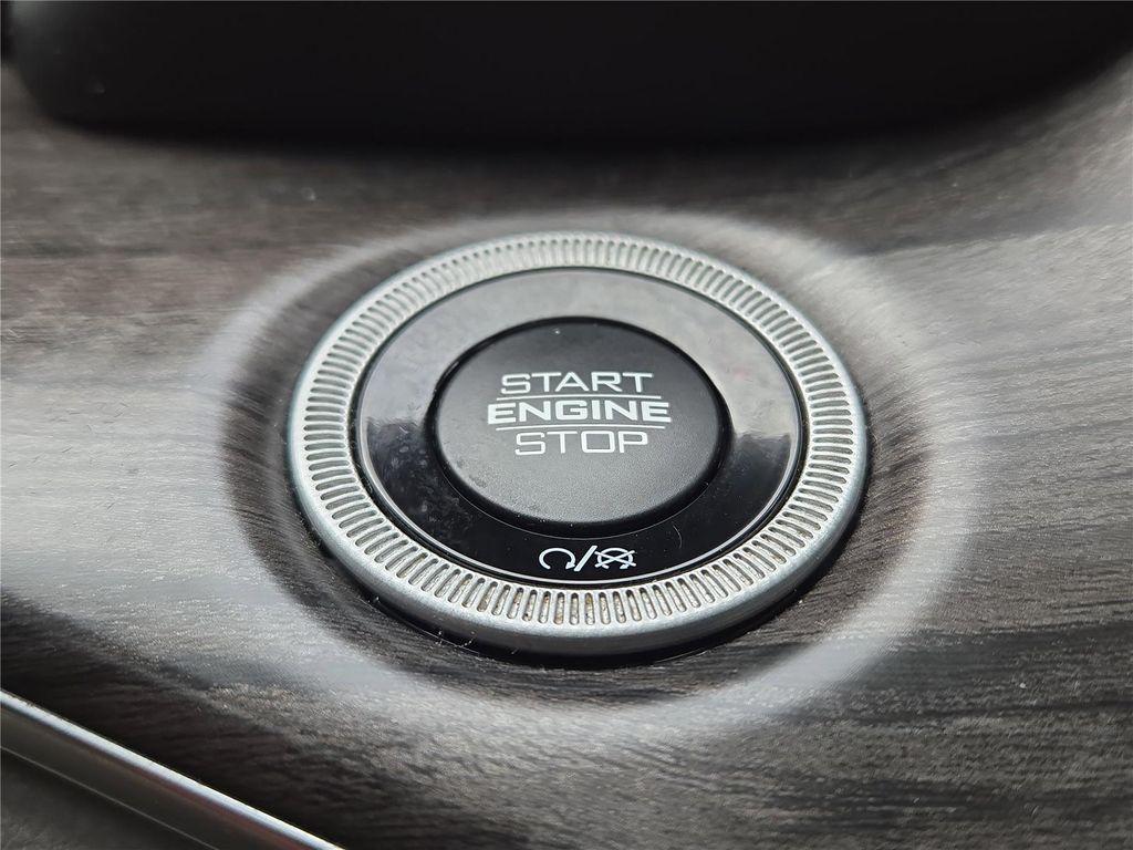 used 2022 Jeep Grand Cherokee car, priced at $31,849