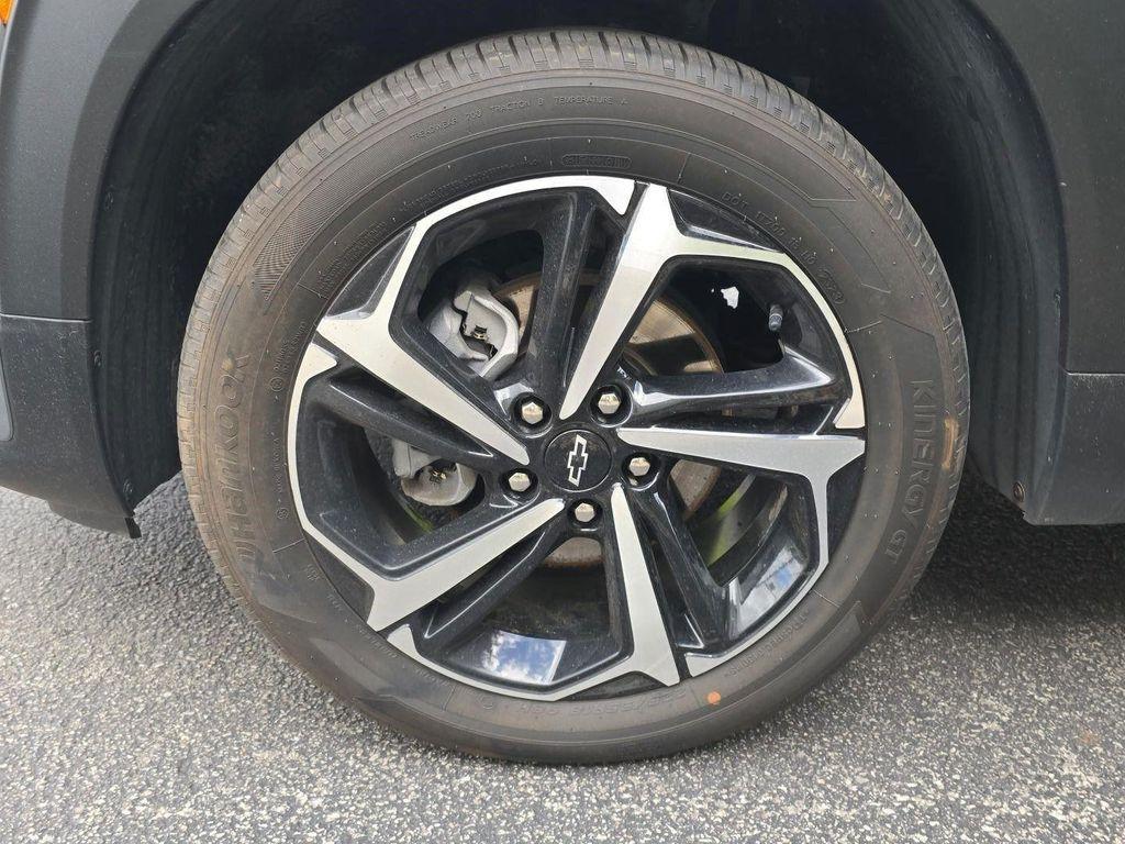 used 2023 Chevrolet TrailBlazer car, priced at $25,276