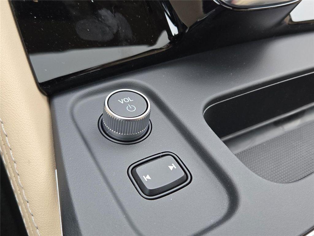 new 2026 Acura MDX car, priced at $68,950