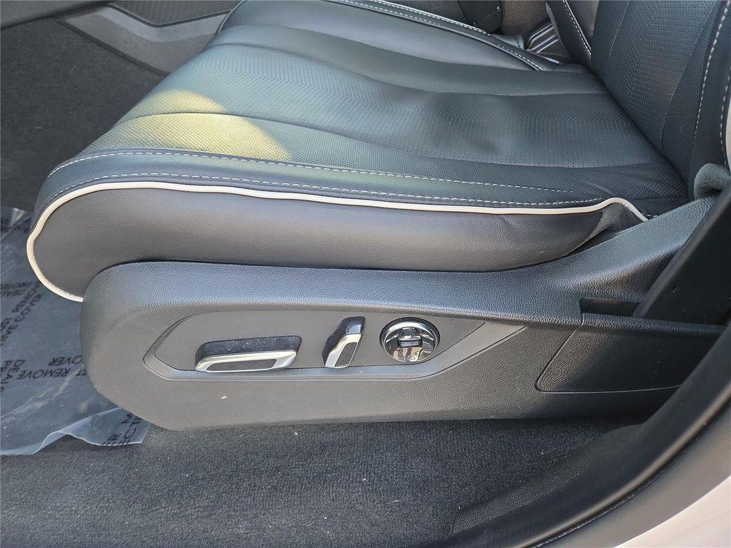 used 2024 Acura MDX car, priced at $48,499