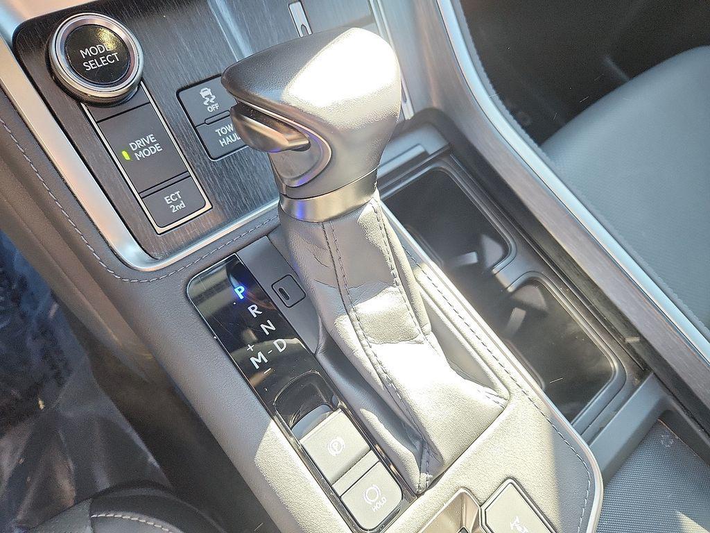 used 2024 Lexus GX 550 car, priced at $73,250