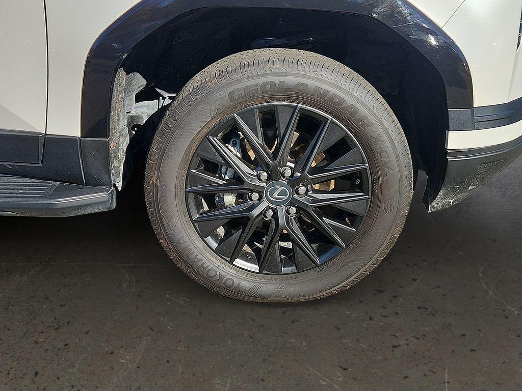 used 2024 Lexus GX 550 car, priced at $73,250