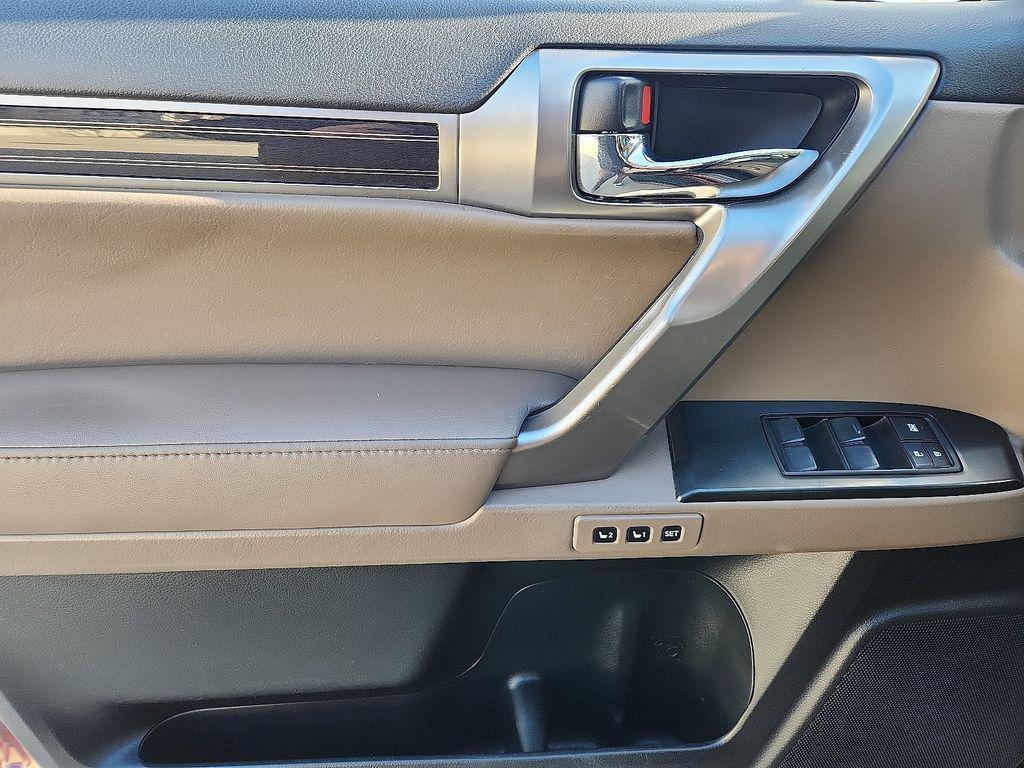 used 2022 Lexus GX 460 car, priced at $42,000