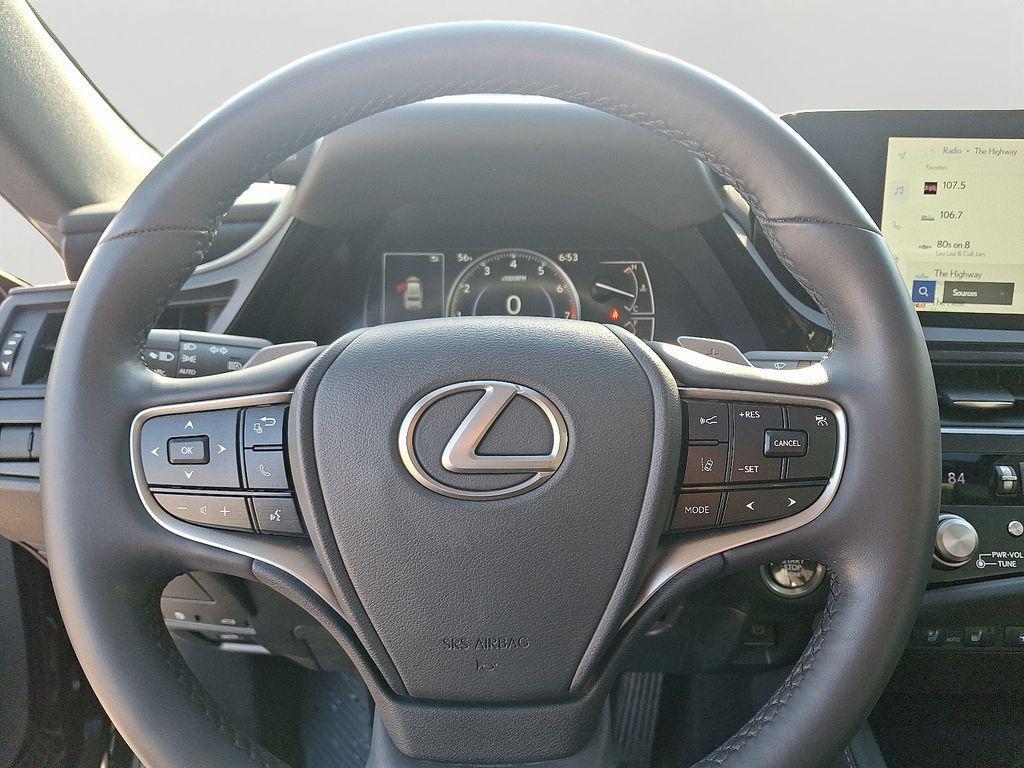 used 2024 Lexus ES 350 car, priced at $39,000