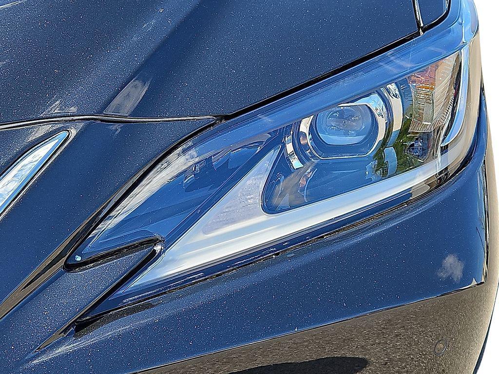 used 2023 Lexus ES 350 car, priced at $35,000