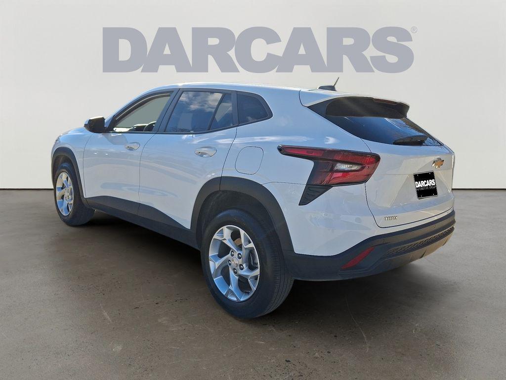 used 2025 Chevrolet Trax car, priced at $19,000