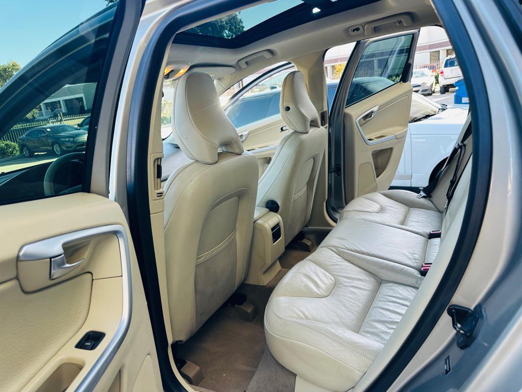 used 2011 Volvo XC60 car, priced at $5,990