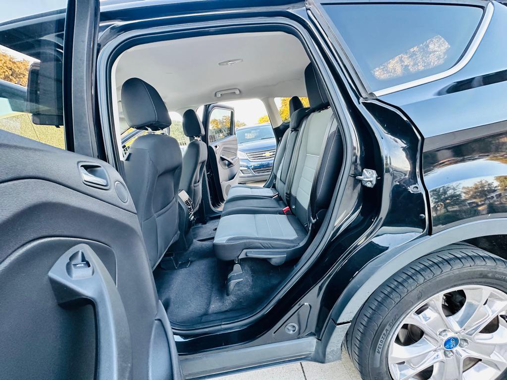 used 2013 Ford Escape car, priced at $5,500