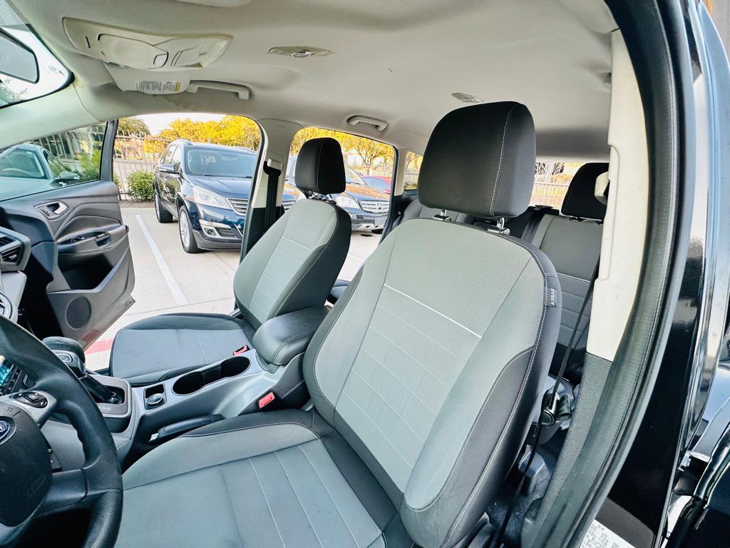 used 2013 Ford Escape car, priced at $5,500