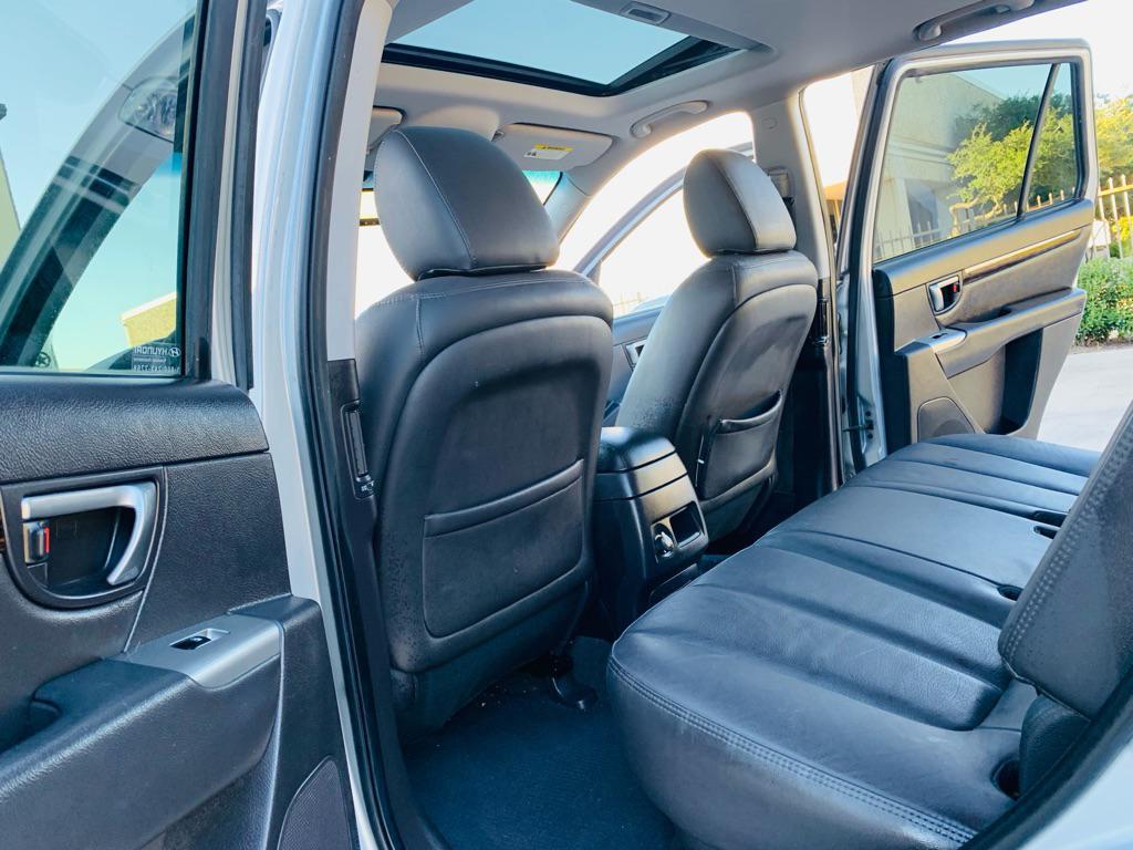 used 2010 Hyundai Santa Fe car, priced at $5,990