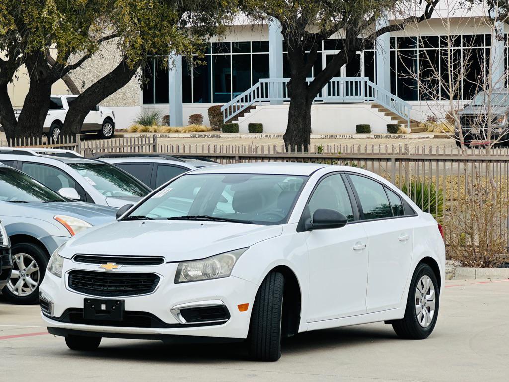 used 2016 Chevrolet Cruze Limited car, priced at $5,500