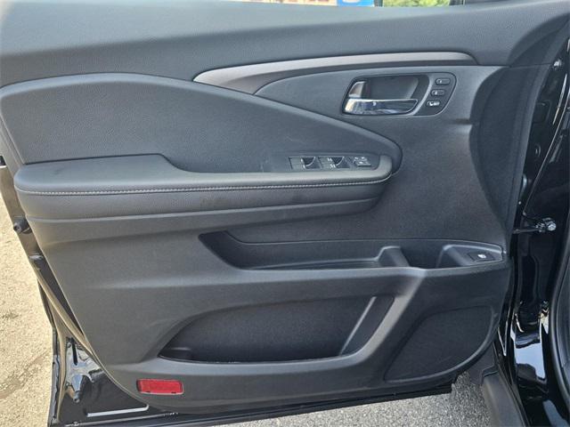 new 2025 Honda Ridgeline car, priced at $38,766