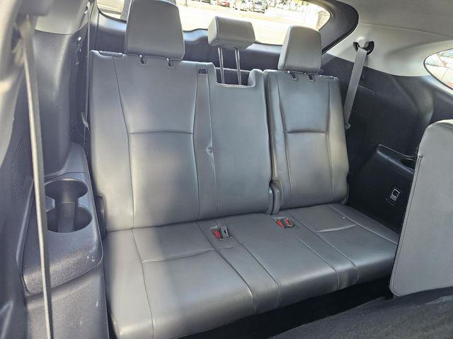 used 2021 Toyota Highlander Hybrid car, priced at $30,990