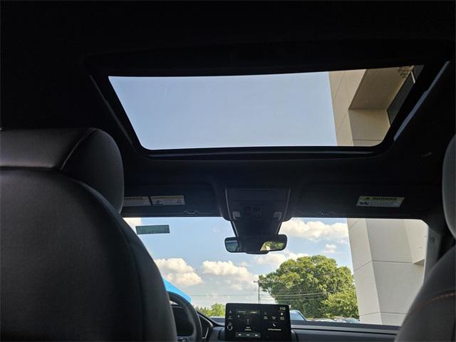 new 2026 Honda CR-V Hybrid car, priced at $41,675