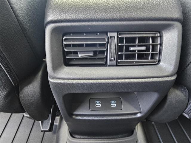 new 2026 Honda CR-V Hybrid car, priced at $41,675