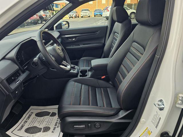 new 2026 Honda CR-V Hybrid car, priced at $42,130
