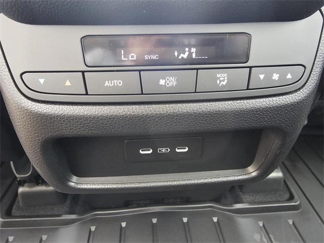 new 2025 Honda Pilot car, priced at $43,742