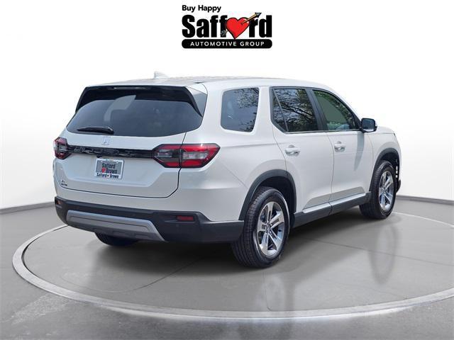 new 2025 Honda Pilot car, priced at $43,742