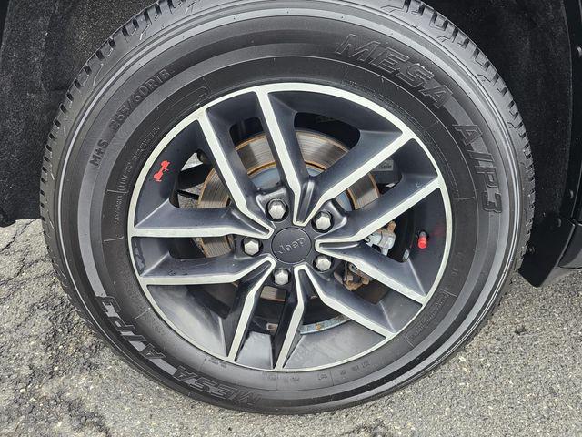 used 2021 Jeep Grand Cherokee car, priced at $26,542