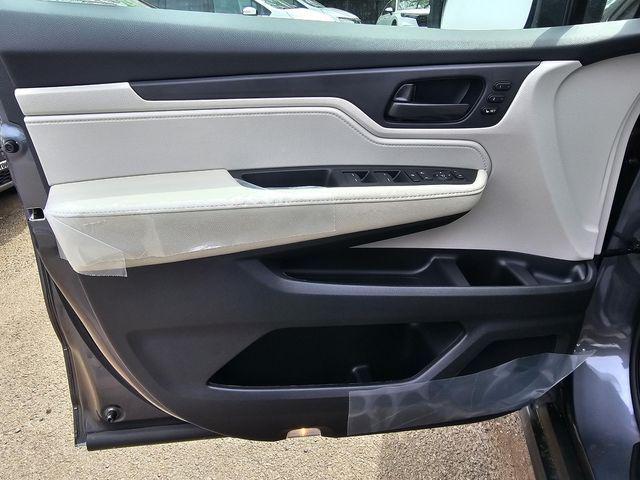 new 2026 Honda Odyssey car, priced at $44,290