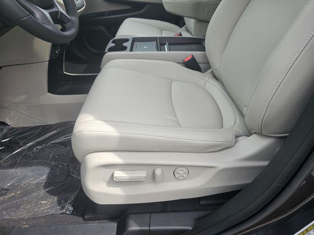 new 2026 Honda Odyssey car, priced at $44,290