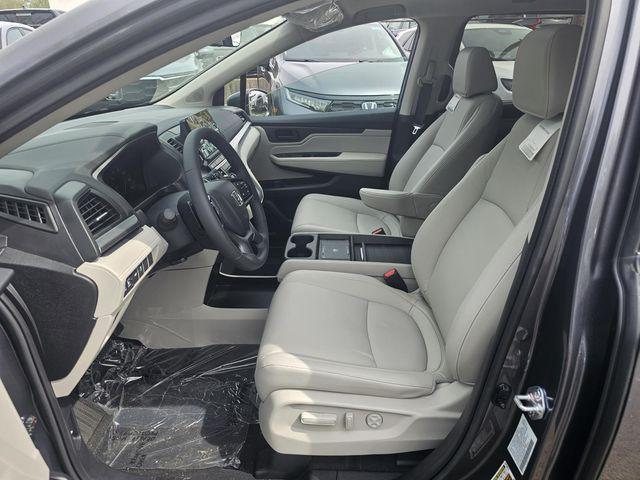 new 2026 Honda Odyssey car, priced at $44,290