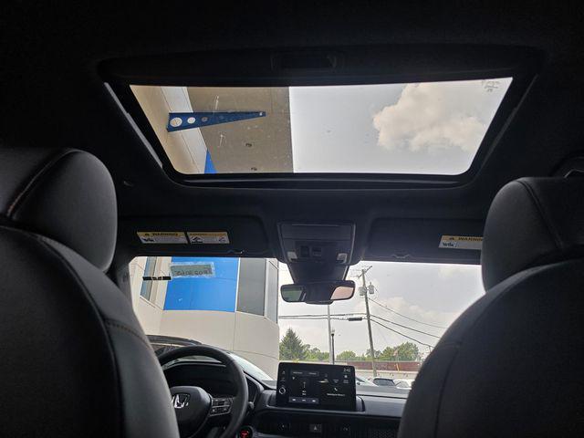 new 2026 Honda CR-V Hybrid car, priced at $41,675