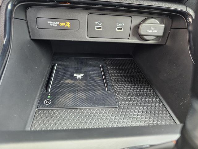 new 2026 Honda CR-V Hybrid car, priced at $41,675