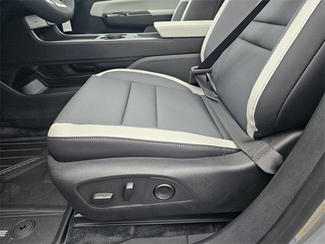 new 2025 Honda Prologue car, priced at $49,395