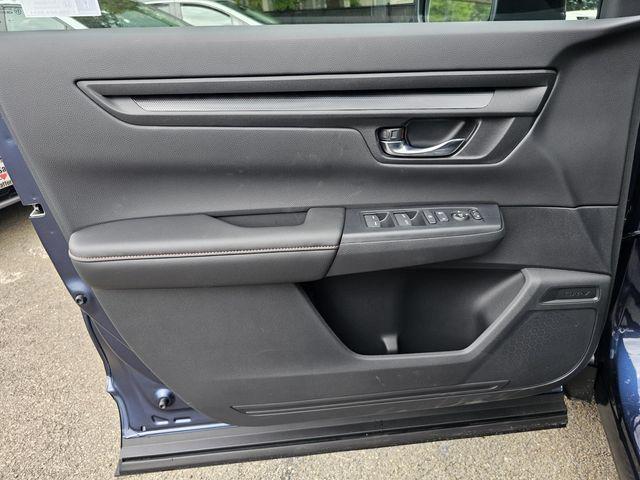 new 2026 Honda CR-V Hybrid car, priced at $40,250