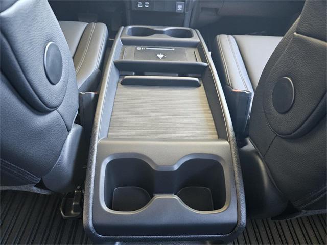 new 2026 Honda Odyssey car, priced at $41,637