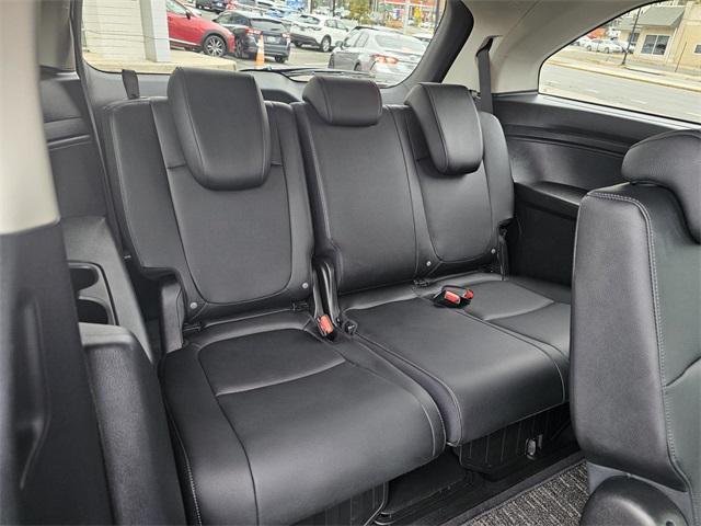 used 2025 Honda Odyssey car, priced at $38,931