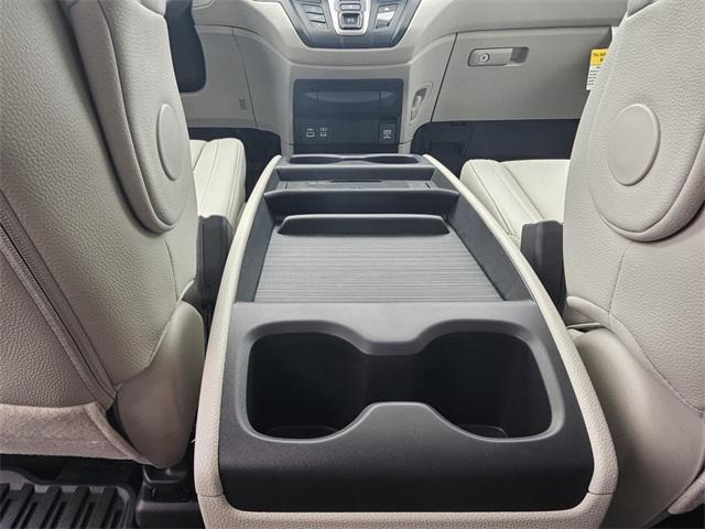 new 2026 Honda Odyssey car, priced at $42,064