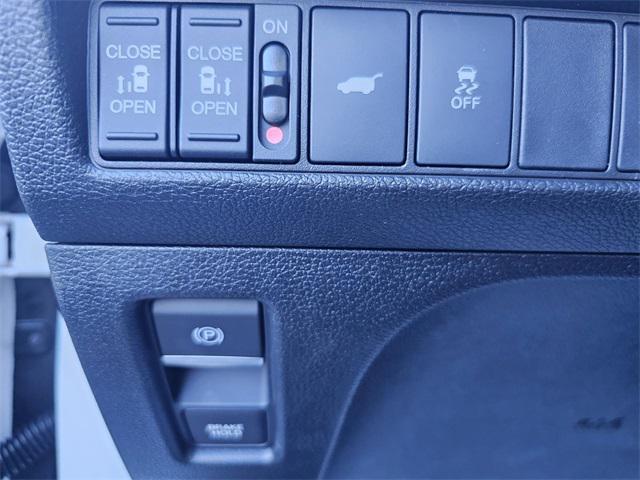 new 2026 Honda Odyssey car, priced at $43,096