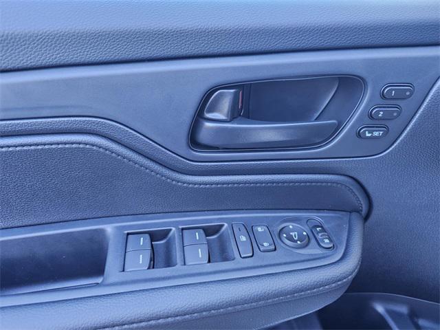new 2026 Honda Odyssey car, priced at $43,096
