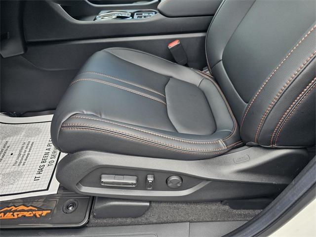 new 2025 Honda Pilot car, priced at $46,759