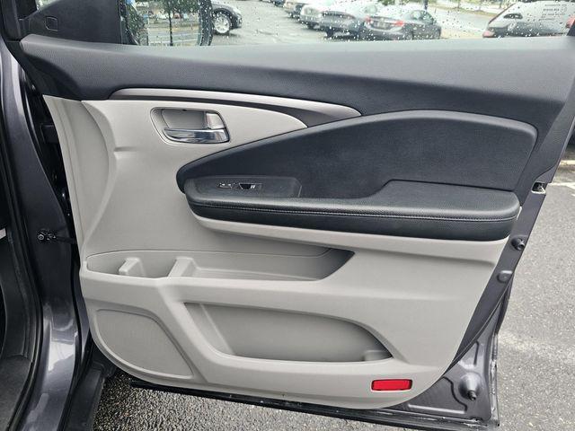 used 2020 Honda Pilot car, priced at $24,482
