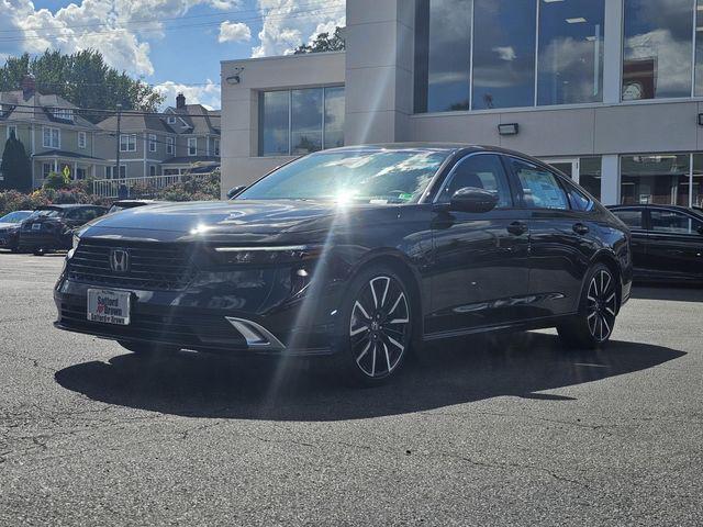 new 2025 Honda Accord Hybrid car, priced at $40,495