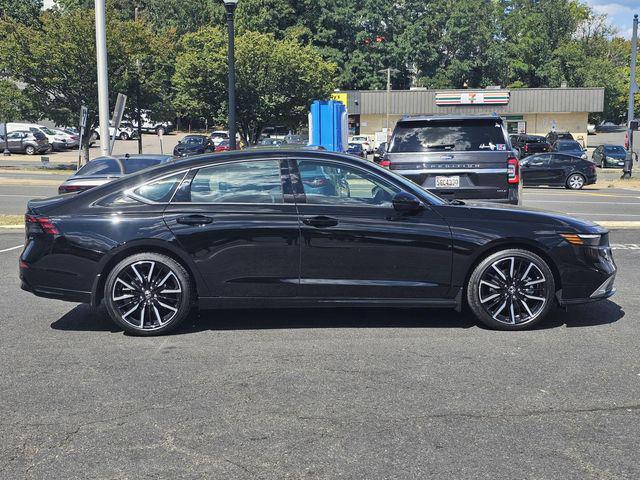 new 2025 Honda Accord Hybrid car, priced at $40,495