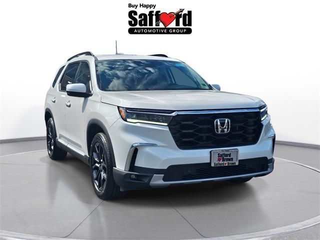 new 2025 Honda Pilot car, priced at $47,498