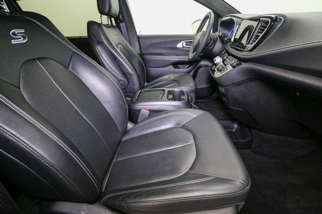 used 2022 Chrysler Pacifica car, priced at $29,496