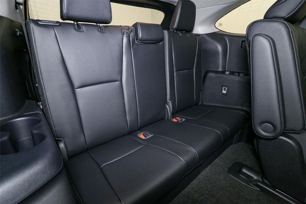 new 2023 Toyota Highlander car