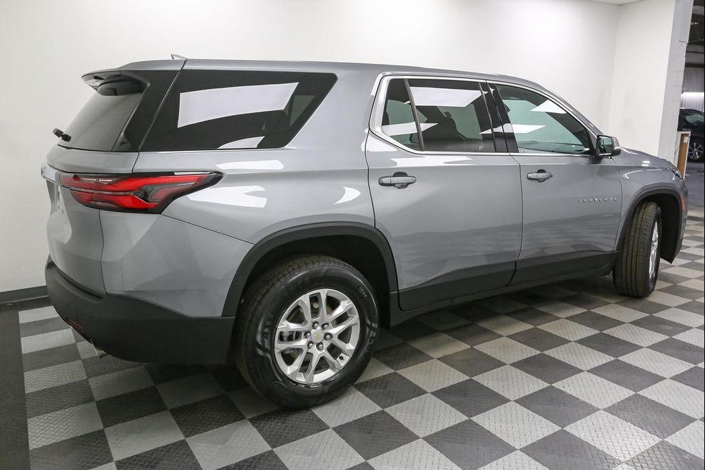 used 2023 Chevrolet Traverse car, priced at $30,500