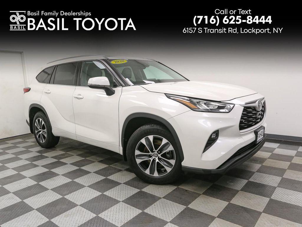 used 2020 Toyota Highlander car, priced at $26,500