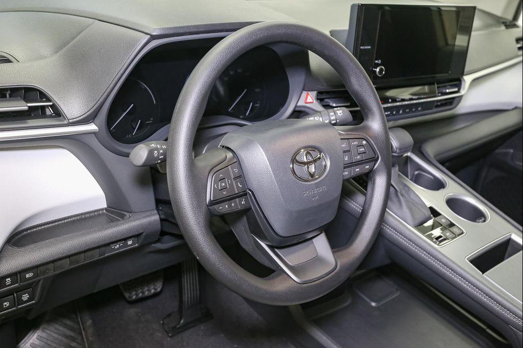 new 2026 Toyota Sienna car, priced at $41,535