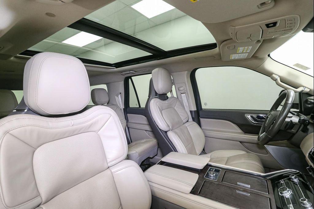 used 2024 Lincoln Navigator car, priced at $52,999