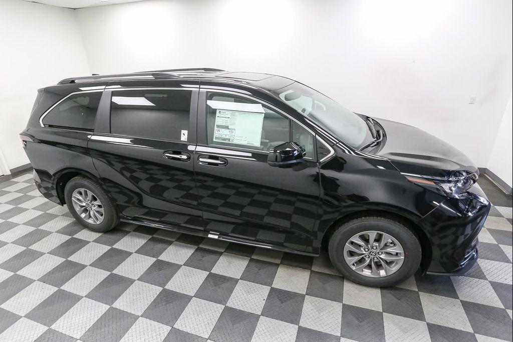 new 2026 Toyota Sienna car, priced at $48,235