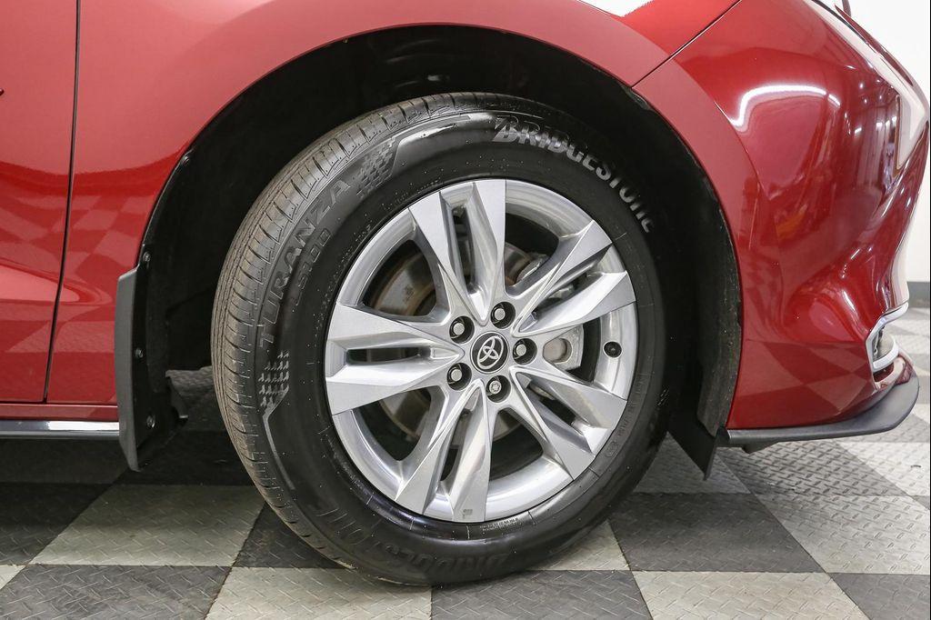 new 2026 Toyota Sienna car, priced at $56,678