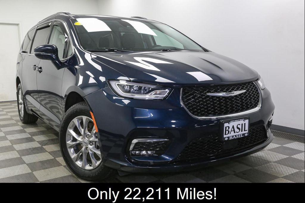used 2022 Chrysler Pacifica car, priced at $32,466